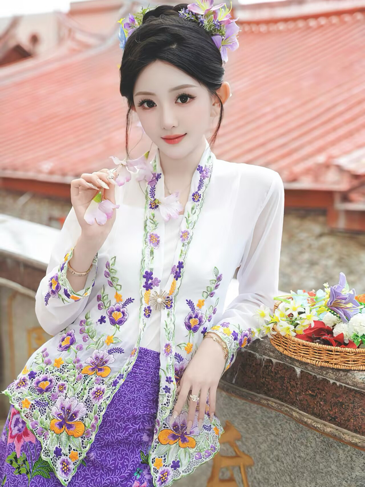 Exquisite Ethnic Women's Fashi – Ethnic Fashion Photography Bewertung und Preis