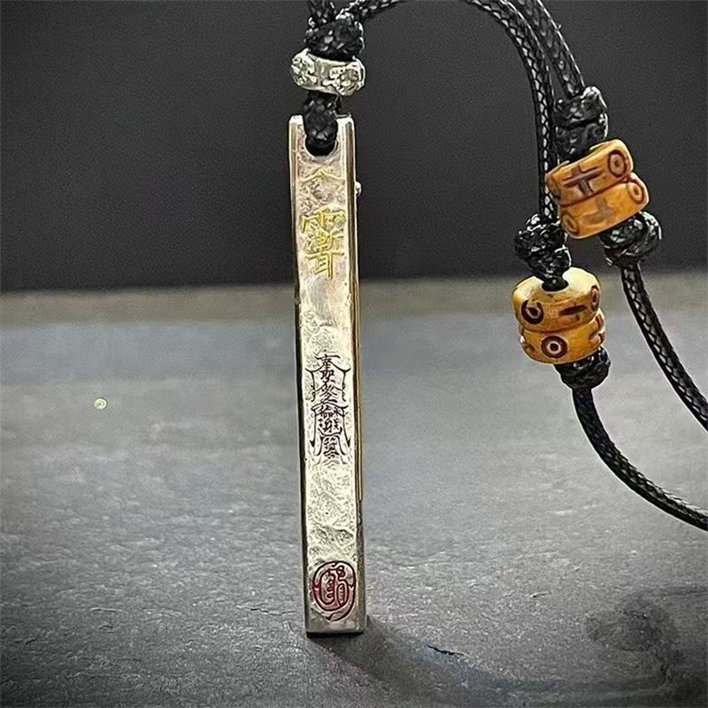 Five-way God of Wealth Pendant – Ethnic Fashion Way Bewertung und Preis