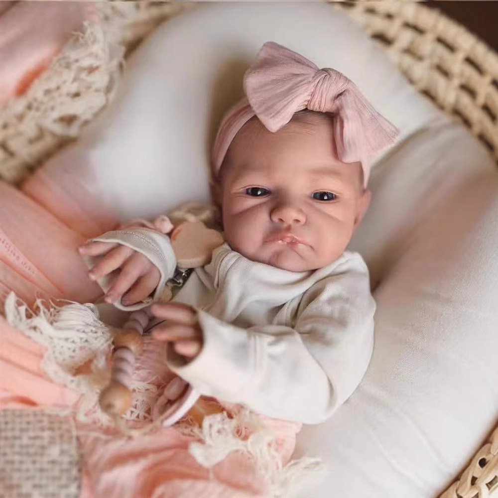 48CM Reborn Silicone Dolls Aug – Ethnic Fashion Girls Bewertung und Preis