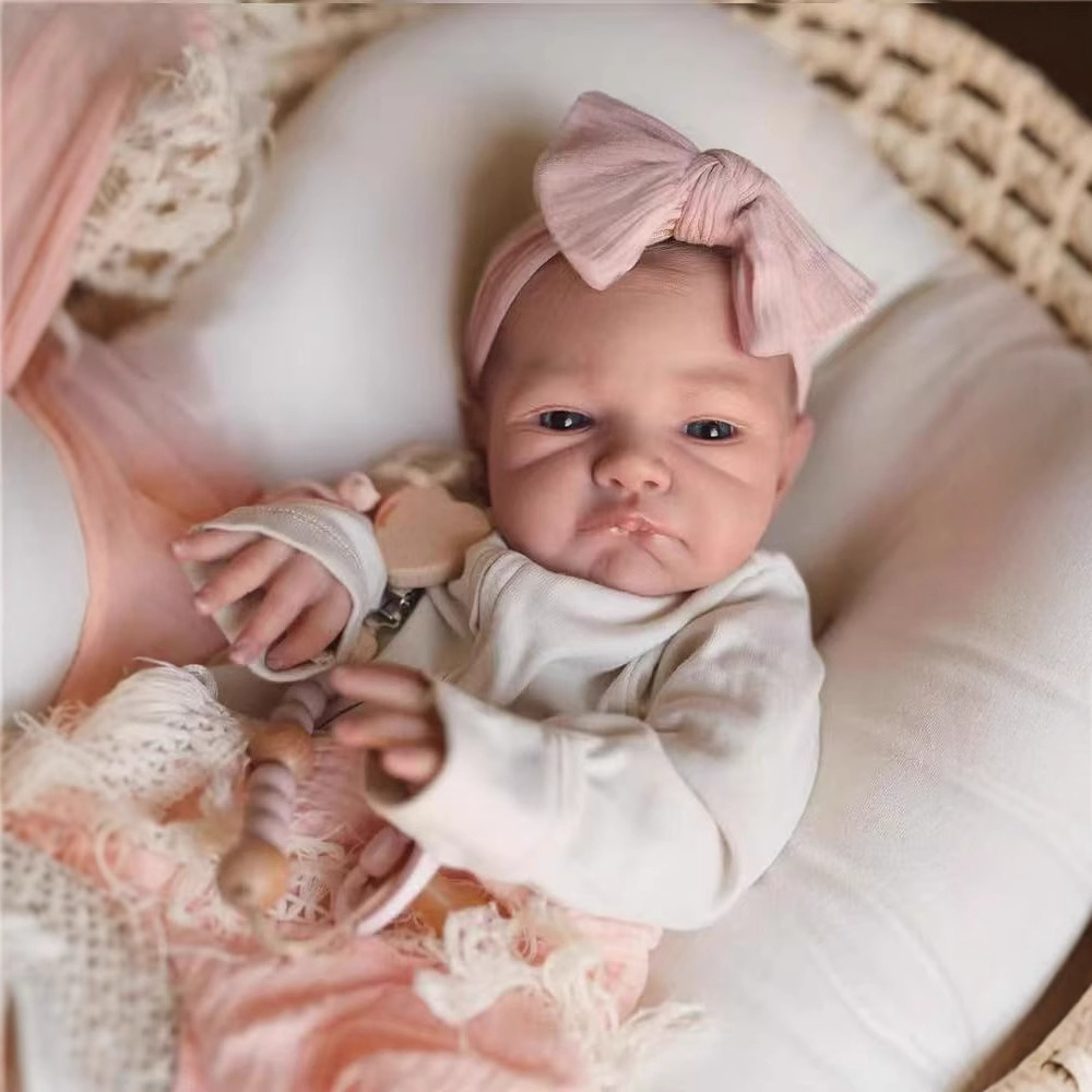 48CM Reborn Silicone Dolls Aug – Ethnic Fashion Girls Bewertung und Preis