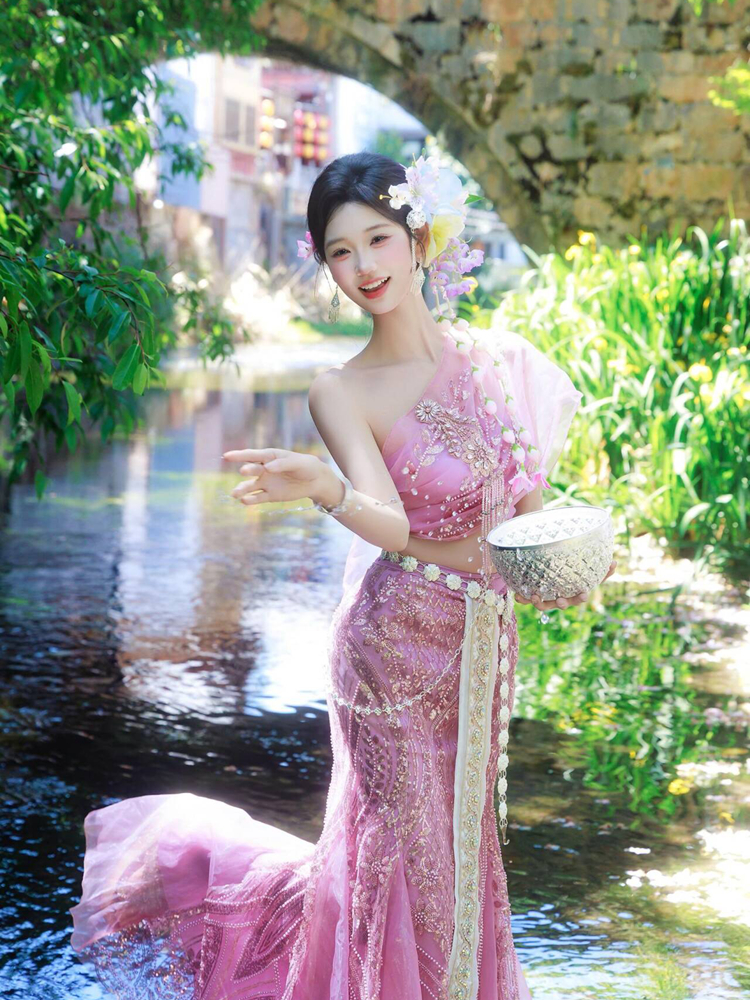 Xishuangbanna New Ethnic Dai P – Ethnic Fashion Photography Bewertung und Preis