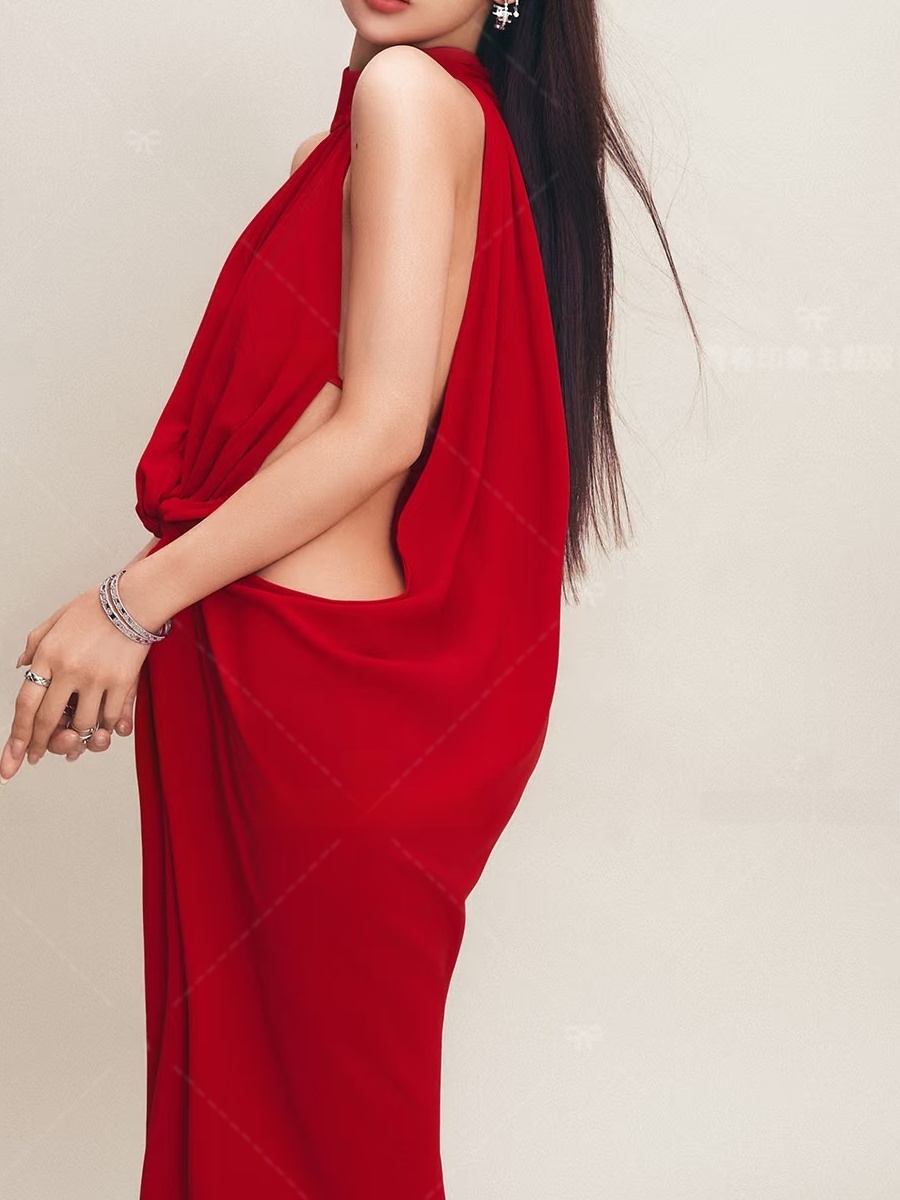 Red Portrait Photography Dress – Ethnic Fashion Photography Bewertung und Preis