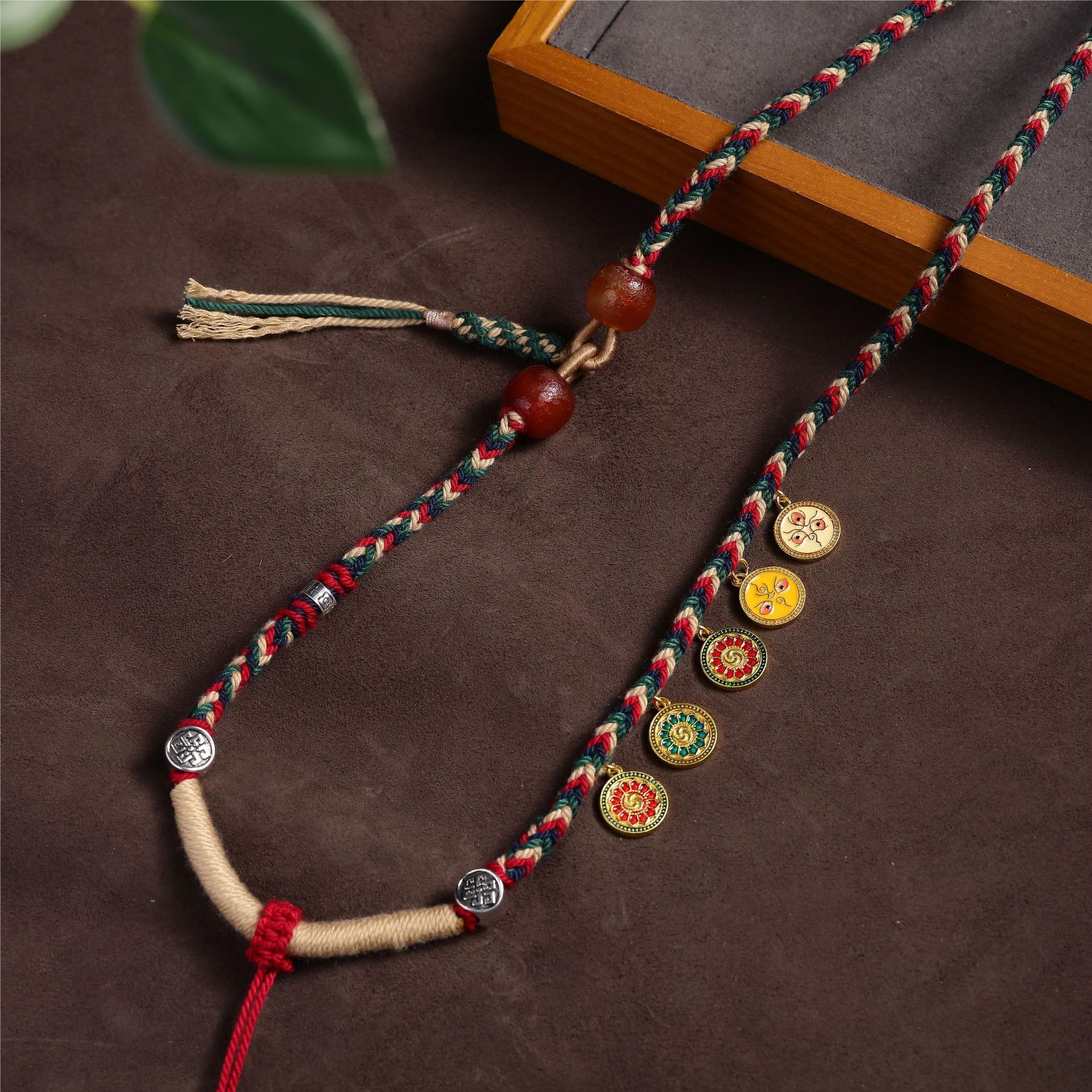 Tibetan Five Way Colorful Pend – Ethnic Fashion Way Bewertung und Preis
