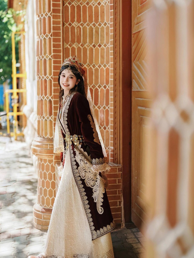 New Ethnic Minority Uygur Clot – Ethnic Clothing & Online Fashion Store Khaadi Pk Bewertung und Preis