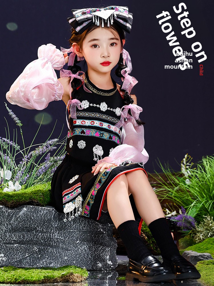 Children's  National Costume P – Ethnic Clothing & Online Fashion Store Khaadi Pk Bewertung und Preis
